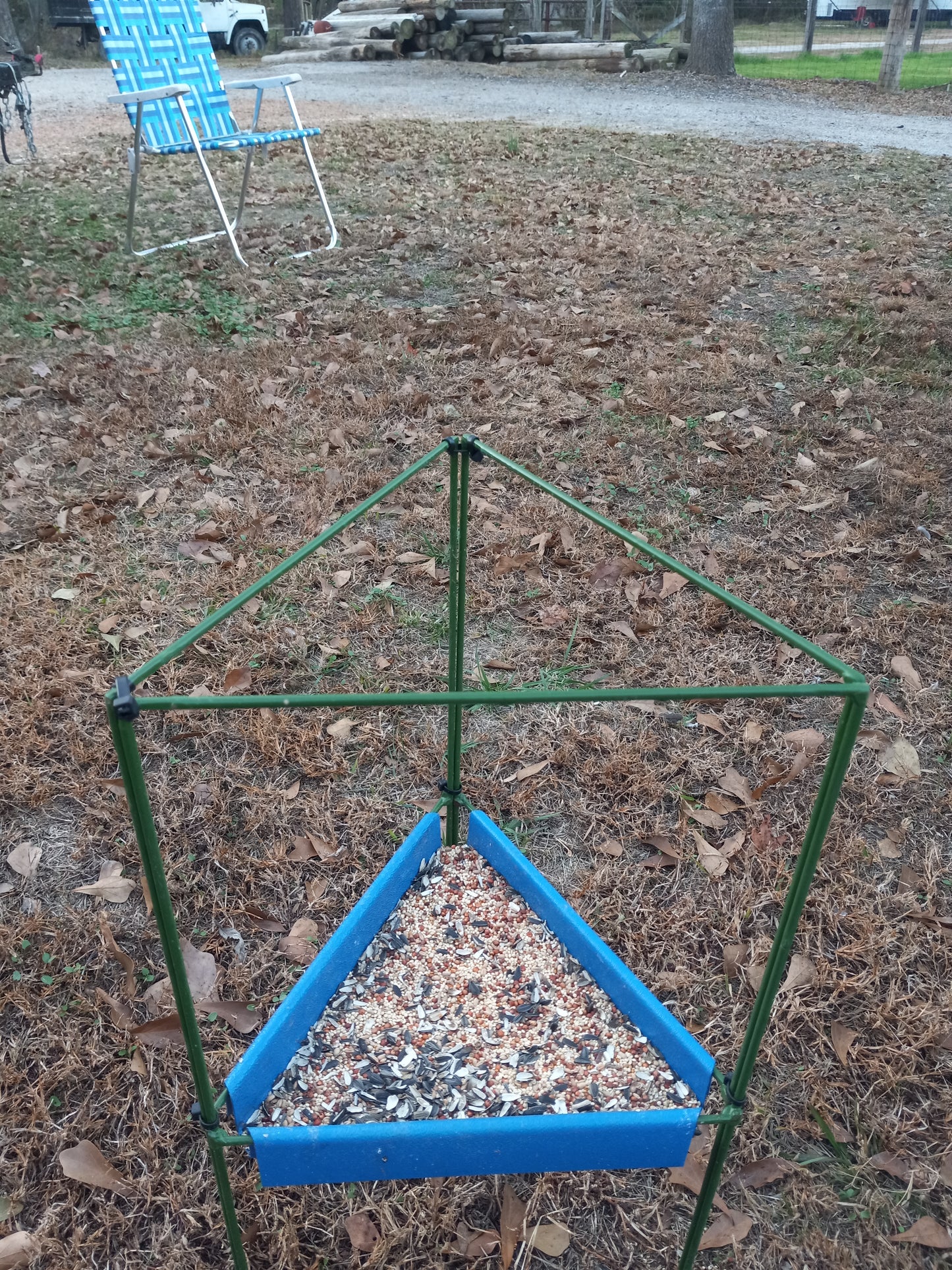 Nichols 24”Triangle Bird Feeder Stand