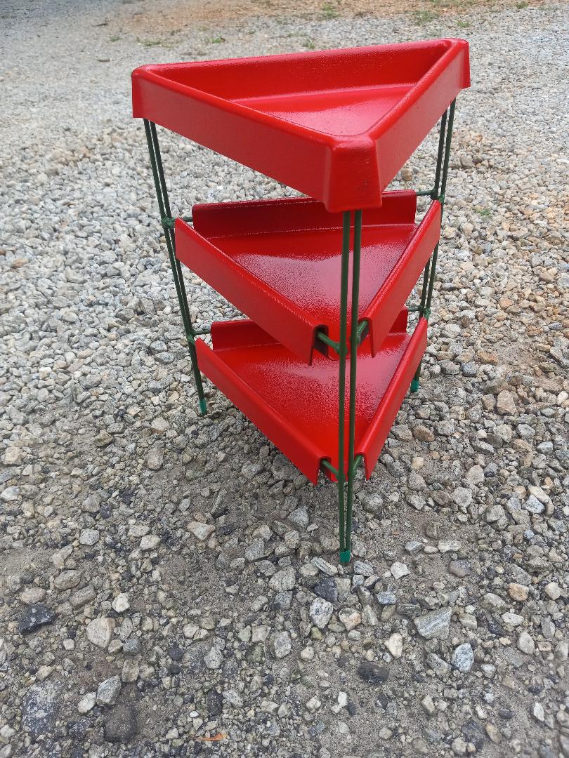 Nichols 18” Red Triangle Bird Feeder Stand